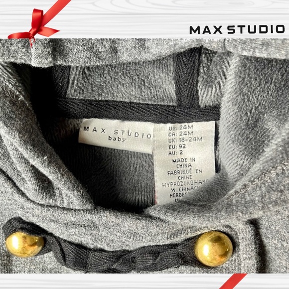 Hooded Vest - Picture 4 of 5